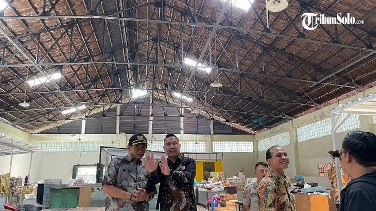 Pasar Kliwon Kesugihan: Jantung Berdenyut Bisnis Lokal Cilacap